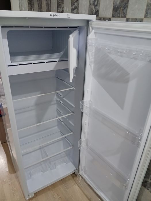 Холодильник "БЮРИСА"