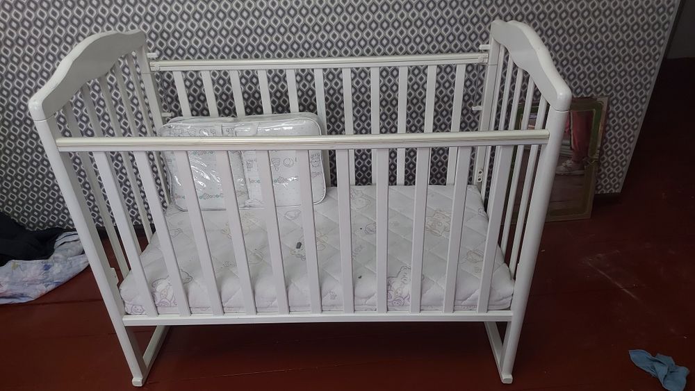 Продам детскую кровать.
