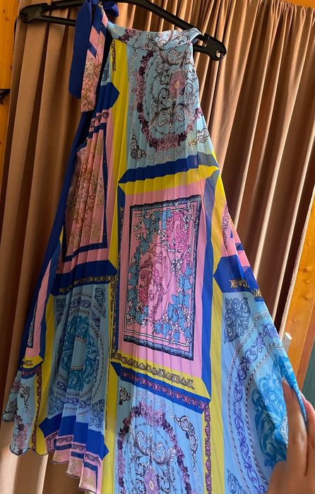 Синя широка рокля