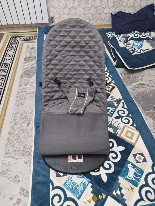 Продаётся шезлонг