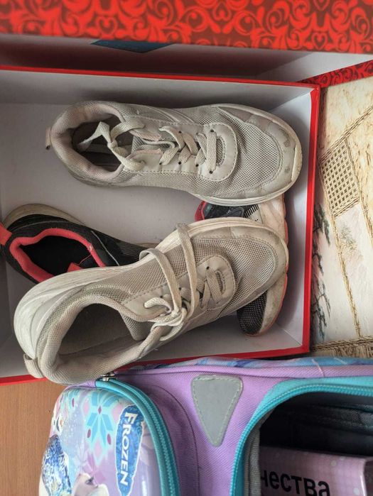кроссовки для девочек
