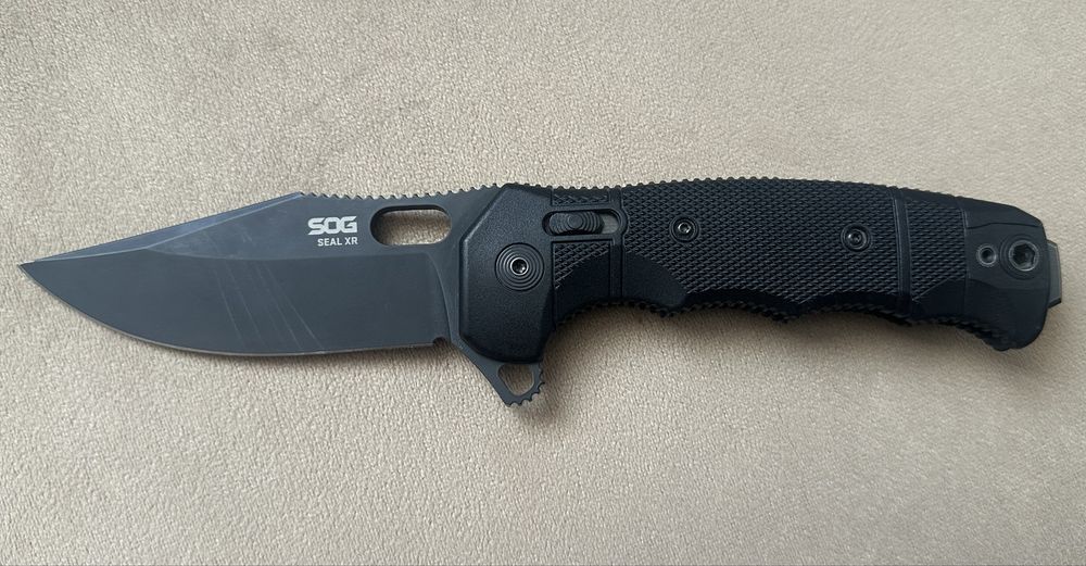 Нож SOG SEAL XR, Benchmade SOCP и Adamas Mini Magnacut