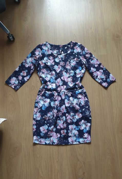 Lot haine xl (geaca Timeout, rochie, cardigan Stradivarius)