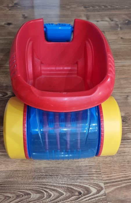 Mașina de strâns jucarii