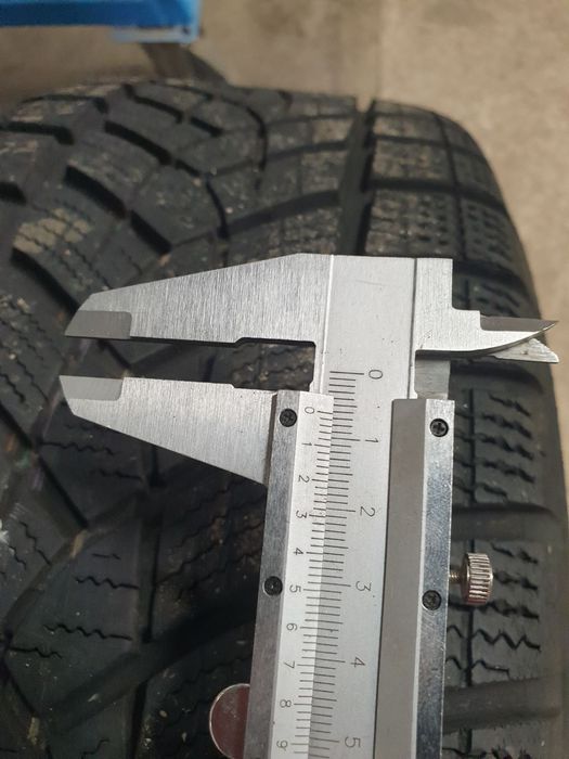 Джанти с гуми и сензори Toyota