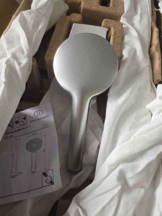 Sistem de duș Ideal Standard Ceratwist Alu+, duș cu economie de apă și jet variabil - Argintiu (338 x 501 x 1104 mm)