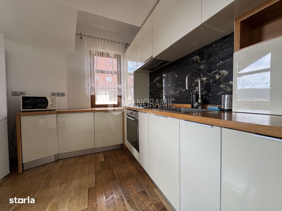 Apartament cu 4 camere Baciu zona Regal