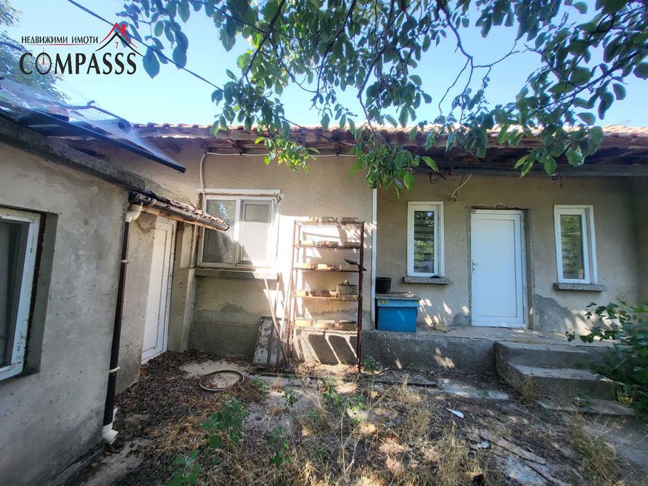 с. Кардам, обл. Добрич, Къща и работилница  – 70000евро!