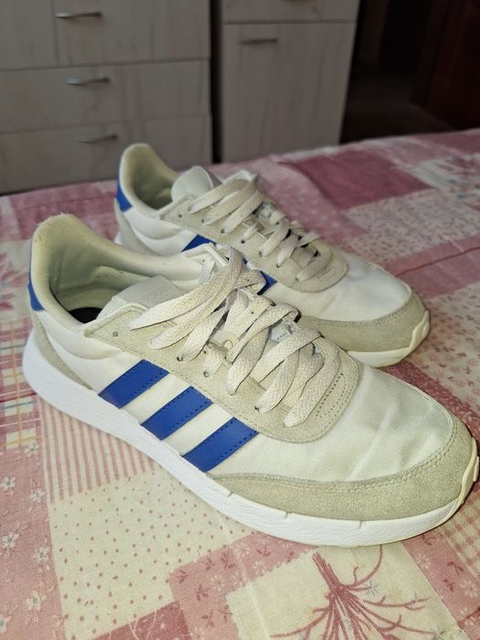 Продаавам маратонки  Adidas