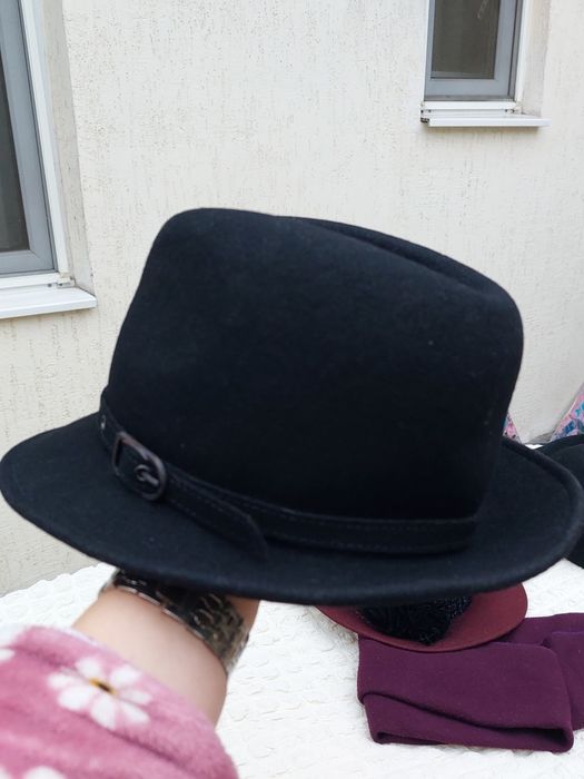 Продам шляпки отличное состояние, новые