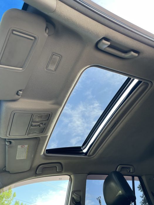 Продам Toyota Rav4