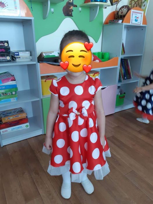 Продам детское платье, ободок в подарок