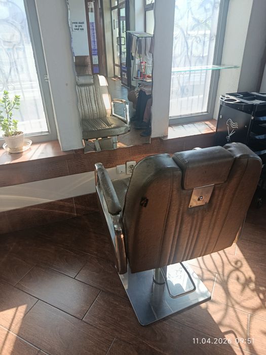 Аренда кресел в салоне