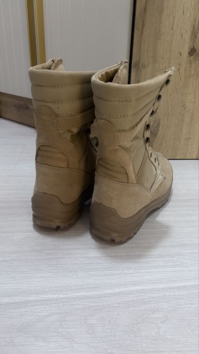 Продаются берцы новые