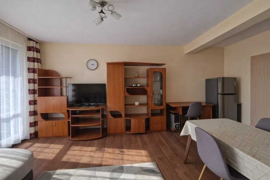 Двустаен апартамент под наем Зона Б-18