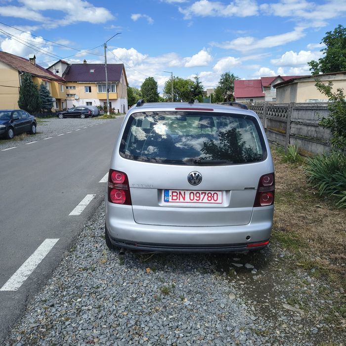 VOLKSWAGEN Touran 2009 — imagine 5