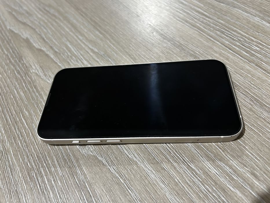 Iphone 13, 128gb, starlight, liber de retea