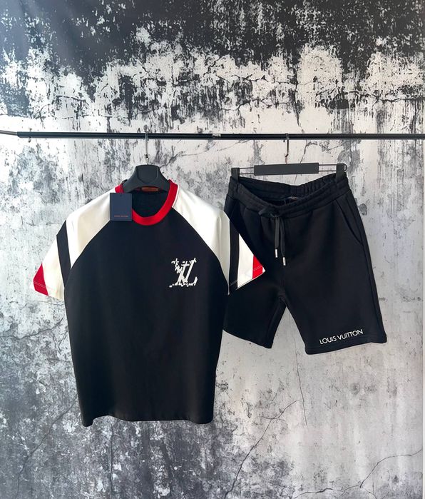 BALENCIAGA летен екип