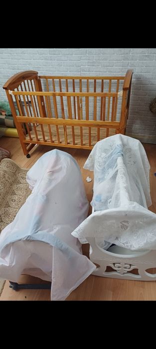 Детская крлватка для малыша  БУ