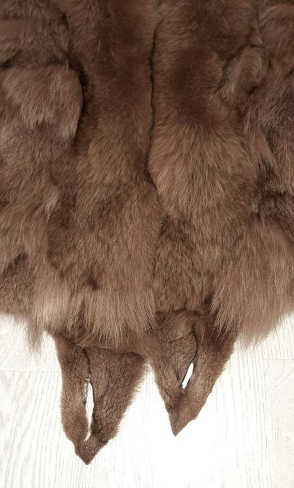 Натуральная шуба из меха лисы