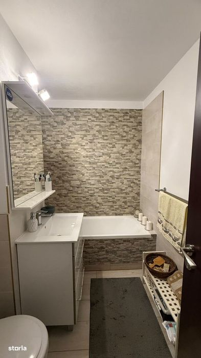 Apartament 3 camere, 80 mp utili, 2 băi, centrală proprie – Freidorf