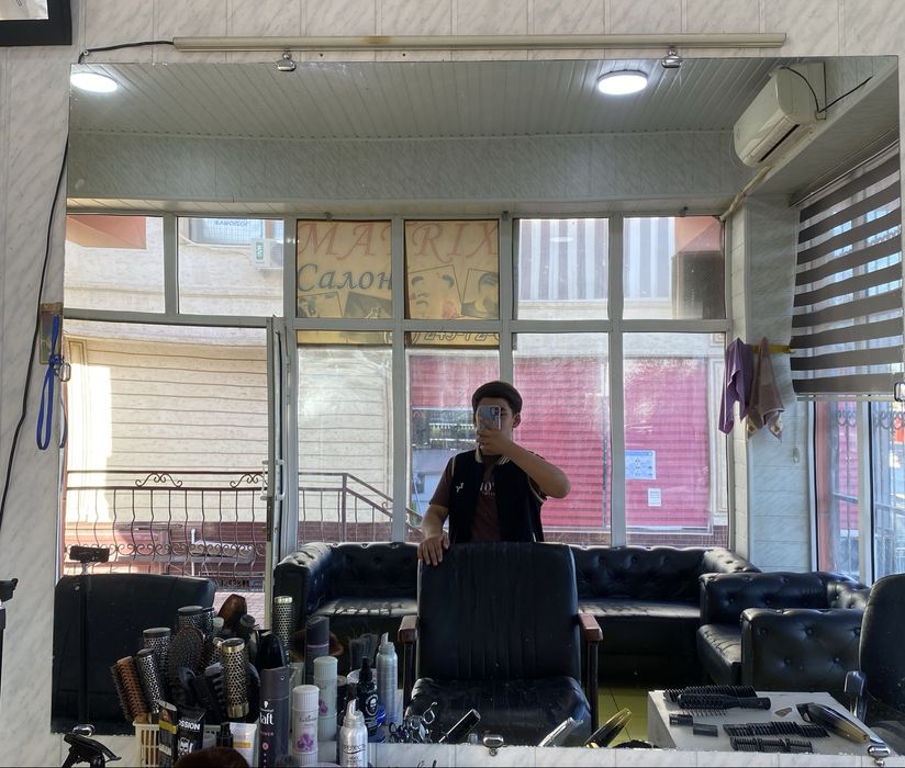 Mebel sotiladi sartaroshxonaniki narxi yana kelishiladi