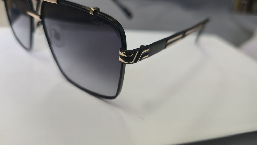 Ochelari de soare Cartier model nou.