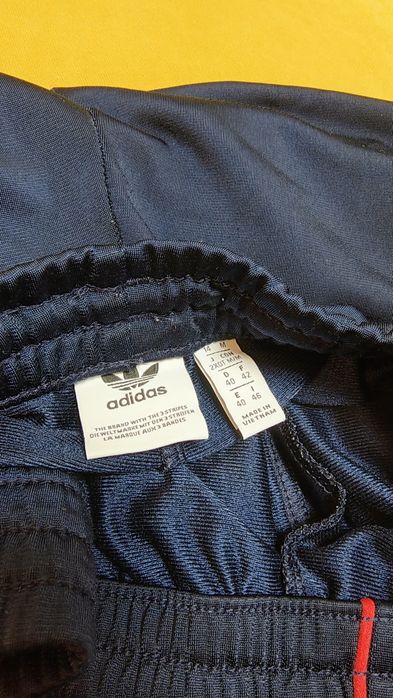 Adidas дамско долнище.