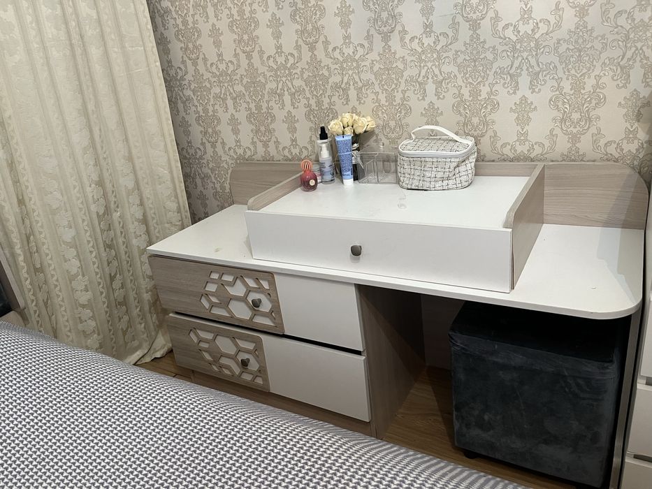 Продам мебельный гарнитур