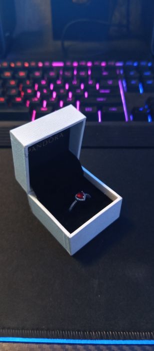 Пръстен на Pandora