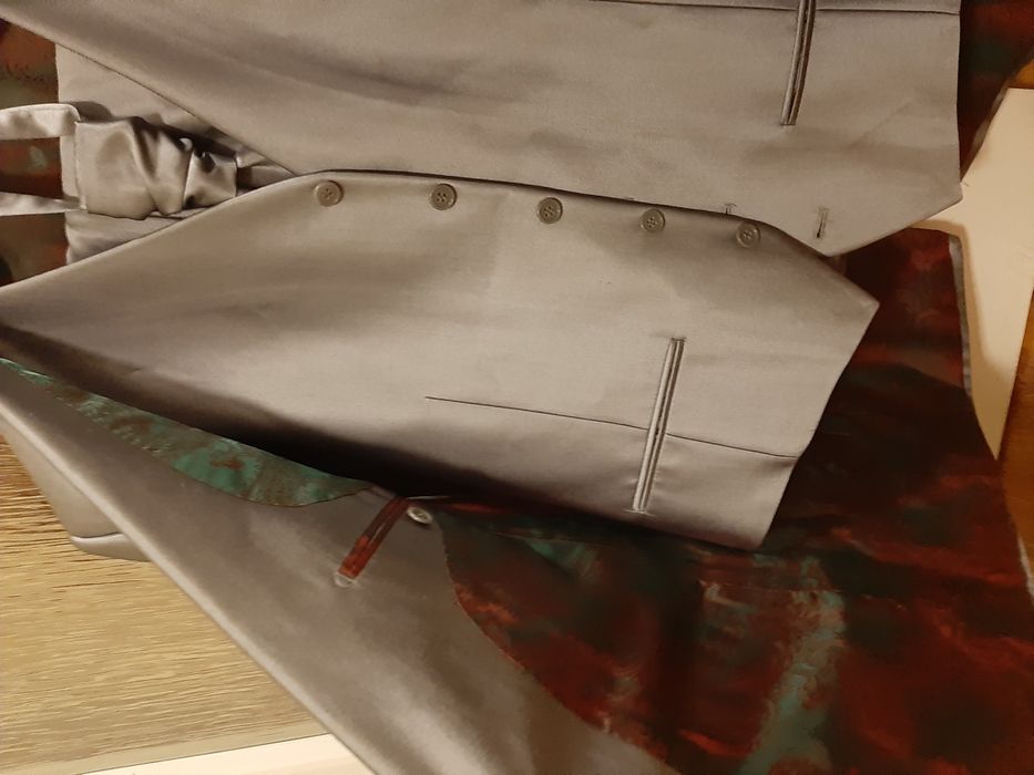 Costum barbati Pada Murre