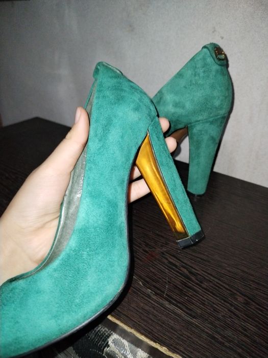 Туфли бархотное.