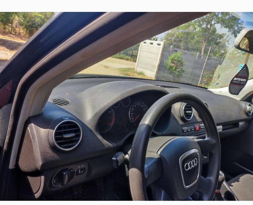 Plansa bord audi A3 8P
