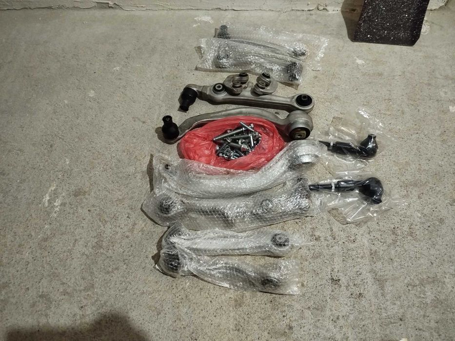 Комплект предница Ауди