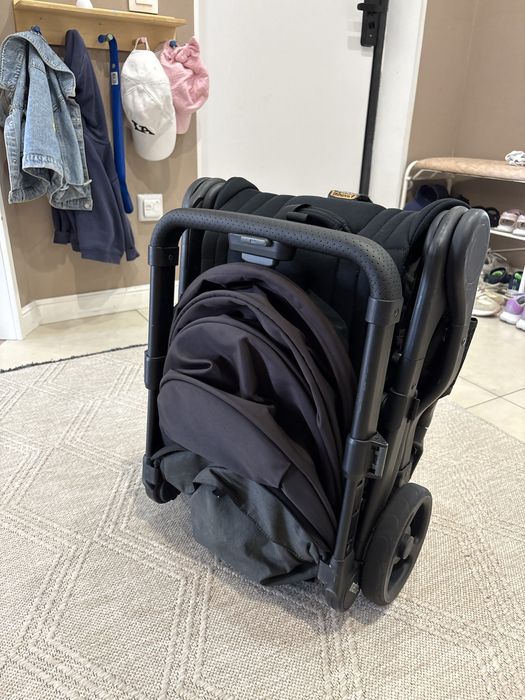 Продам коляску Ergobaby metro+