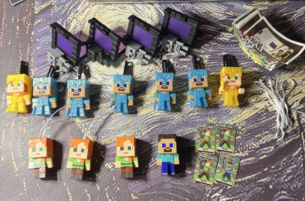 Продам Майнкрафт фигурки из Киндера. Kinder Minecraft.