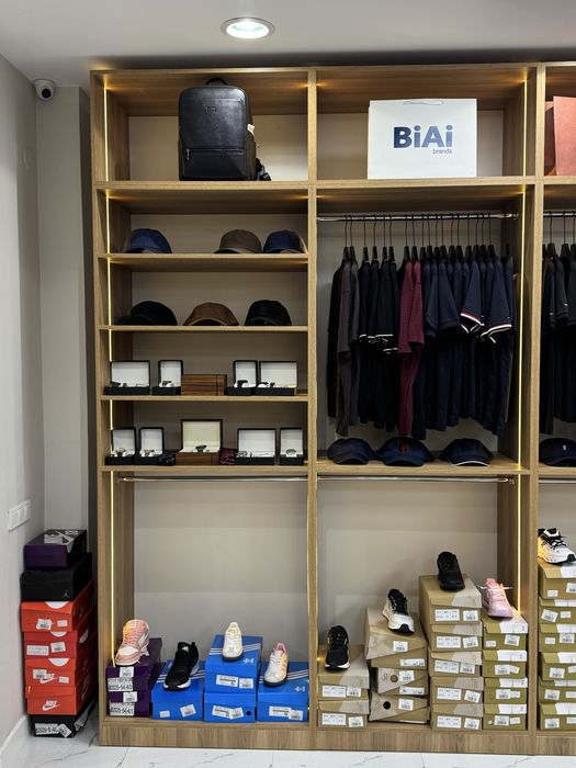 Киім магазинге мебель сатылады