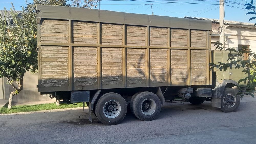 Камаз сотилади..