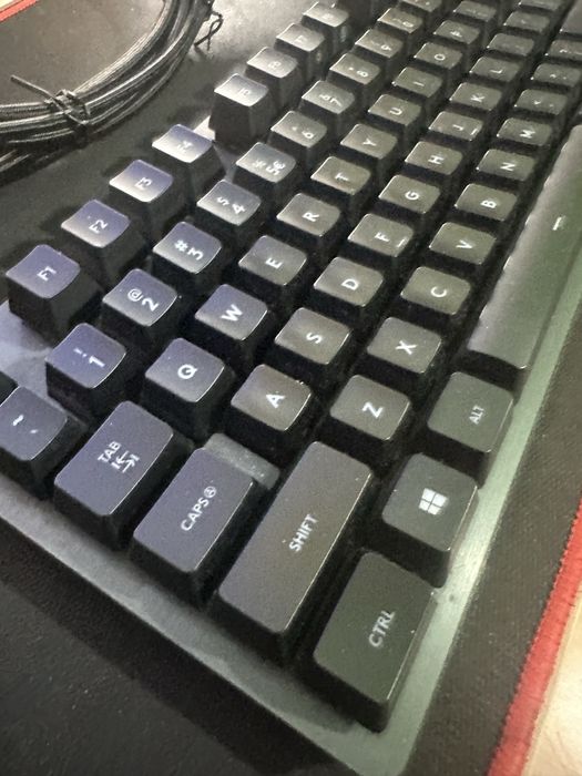 Tastatura Logitech G413 Carbon si Mouse logitech g102