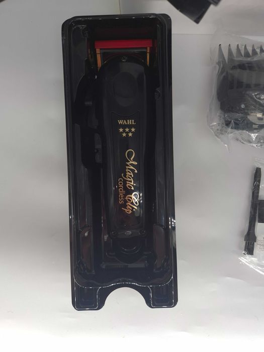 Masina Tuns Wahl Magic Clip Cordless Black Edition -Resigilat Excelent