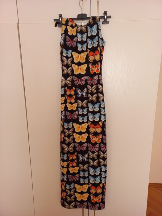 Стилна рокля на пеперуди