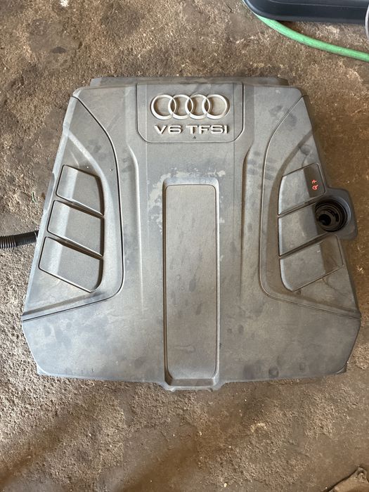 Carcasa filtru aer audi q7 4m tfsi cod 4M0 133 837A