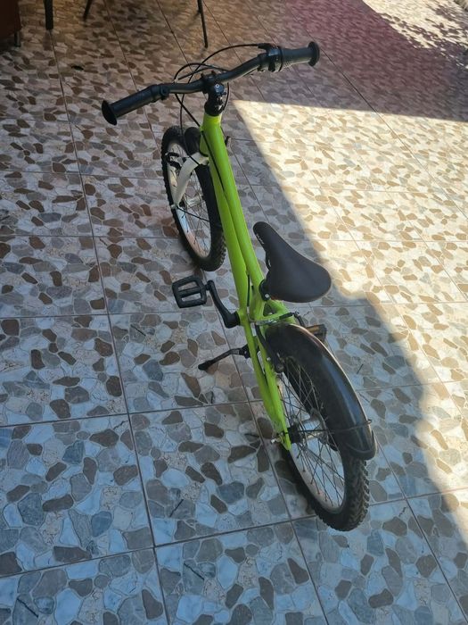 Vând bicicleta pentru copii