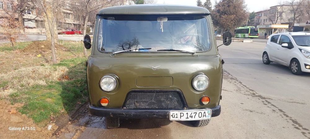Uaz 3303 sotiladi