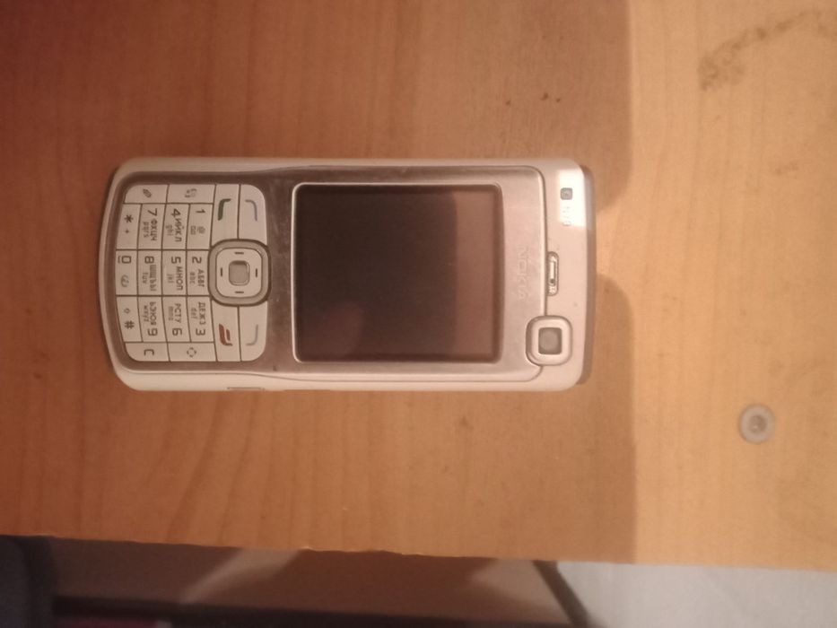 Продам бу телефон ы