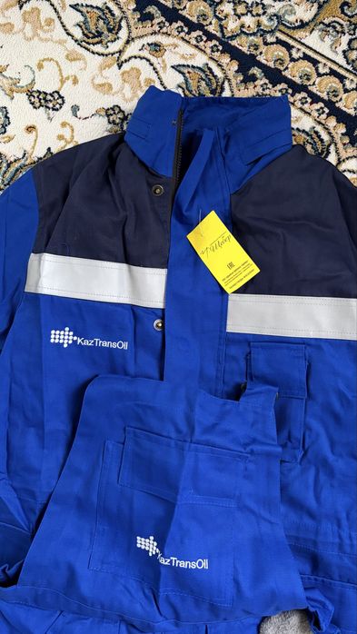 Продам спец одежду