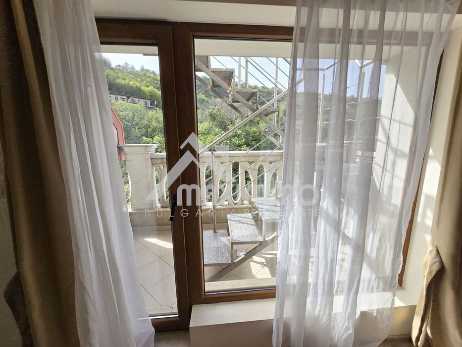 Продава се Двустаен апартамент в Варна, Аспарухово - 130 кв.м за 1116 €/кв.м - Снимка #9