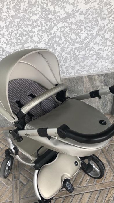 Продам коляску Mima Xary