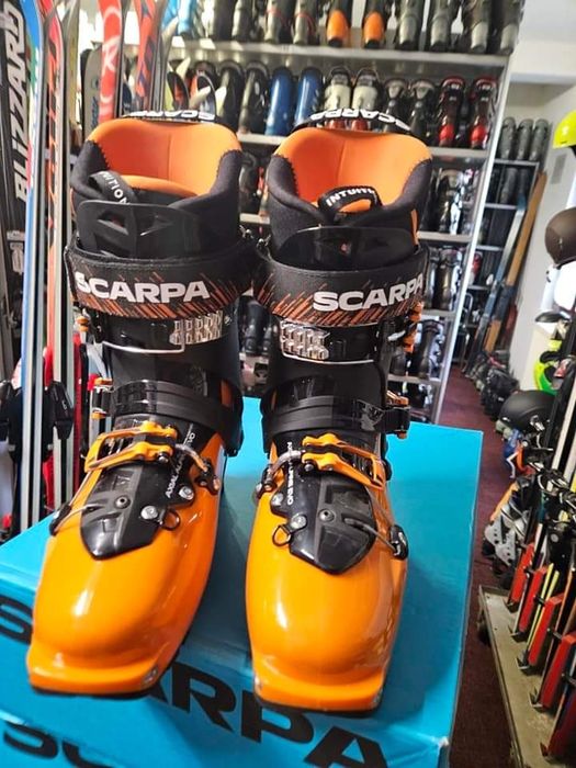 Scarpa maestrale