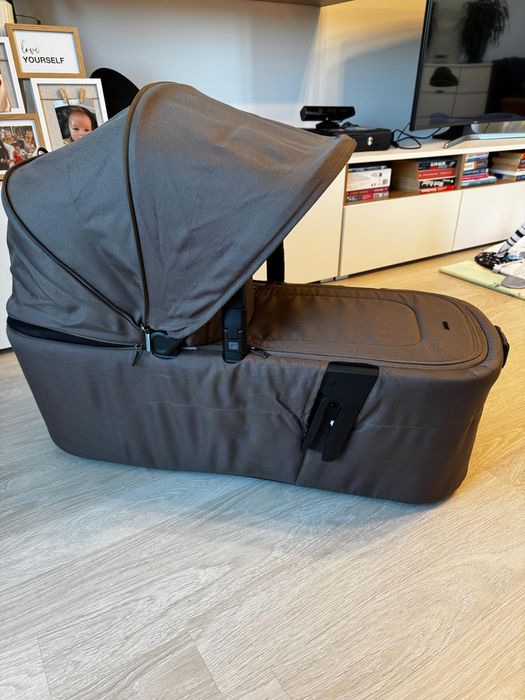 Landou Joolz Aer2, culoare Hazel Brown – ca nou, în garanție